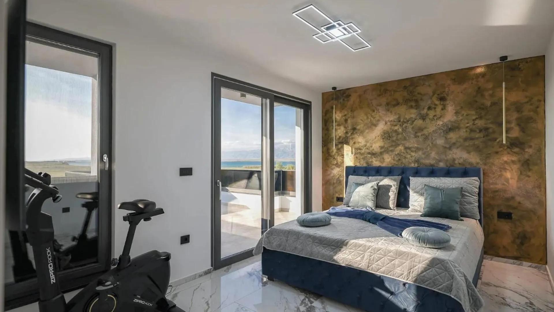 Villa Royal Sands